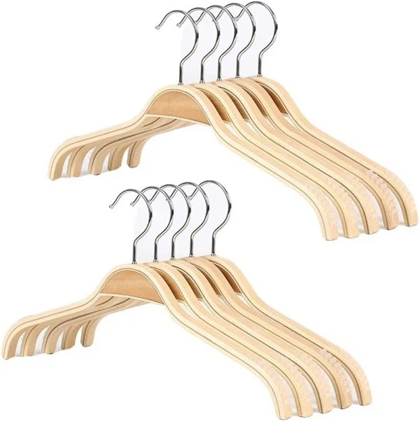 De ce umerasele din lemn sunt cea mai bună alegere pentru păstrarea garderobe...