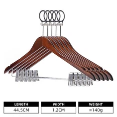 Umeraș de hotel anti-epocă